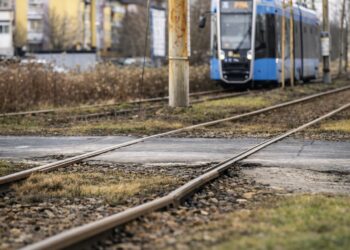 Weekendowy remont torów na Powstańców Śląskich