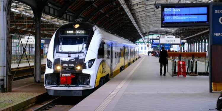 Awaria kolei na trasie Wrocław–Kłodzko