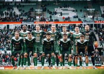 Śląsk wraca do Ekstraklasy. Sukces sportowy nie przykryje jednak pytań o miliony z miejskiej kasy