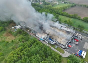 Prokuratura sprawdza, czy doszło do podpalenia zakładu pod Górą