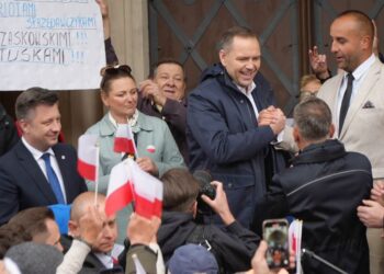 Prokuratura sprawdzi okoliczności nagłego pogorszenia stanu zdrowia Karola Nawrockiego podczas kampanii