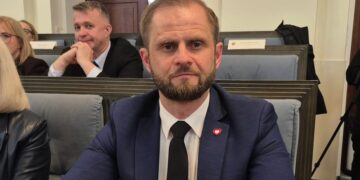 Marcin Borys odchodzi z KO? Radny zbliża się do Bezpartyjnych Samorządowców Marka Wocha