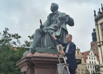 Pomnik Fredry znów lśni. We Wrocławiu przypomniano jego lwowski rodowód i trzy ważne rocznice