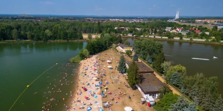 135 utonięć od początku sezonu. Ratownicy apelują: nad wodą nie ma miejsca na brawurę