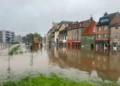 Miliony dla „powodzian” pod lupą. Pieniądze trafiły do męża działaczki KO i jej sąsiadów