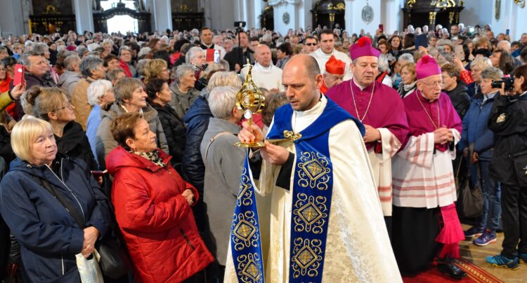 fot. parafia Wniebowzięcia Najświętszej Marii Panny w Krzeszowie